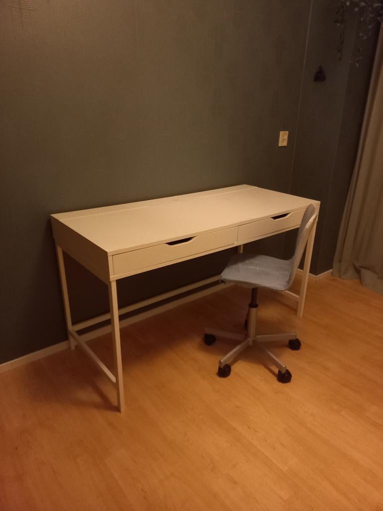 IKEA ALEX Bureau twee lades, Huis en Inrichting, Bureaus, Ophalen, Hout, Schoolbureau, Zo goed als nieuw