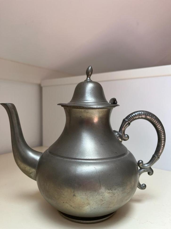 Antieke tinnen theepot, Antiek en Kunst, Antiek | Tin, Ophalen of Verzenden