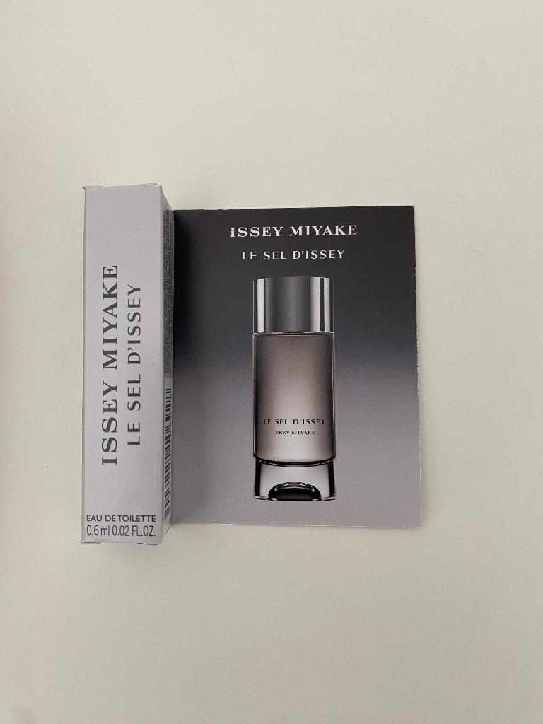 parfum, Verzamelen, Parfumverzamelingen, Ophalen of Verzenden, Nieuw, Miniatuur, Gevuld