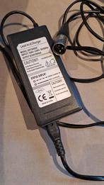 Acculader voor loodaccu electrische fiets, Ophalen of Verzenden, Gebruikt