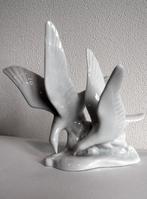 BEELDJE VLIEGENDE MEEUWEN, Verzamelen, Beelden en Beeldjes, Ophalen of Verzenden, Zo goed als nieuw, Dier