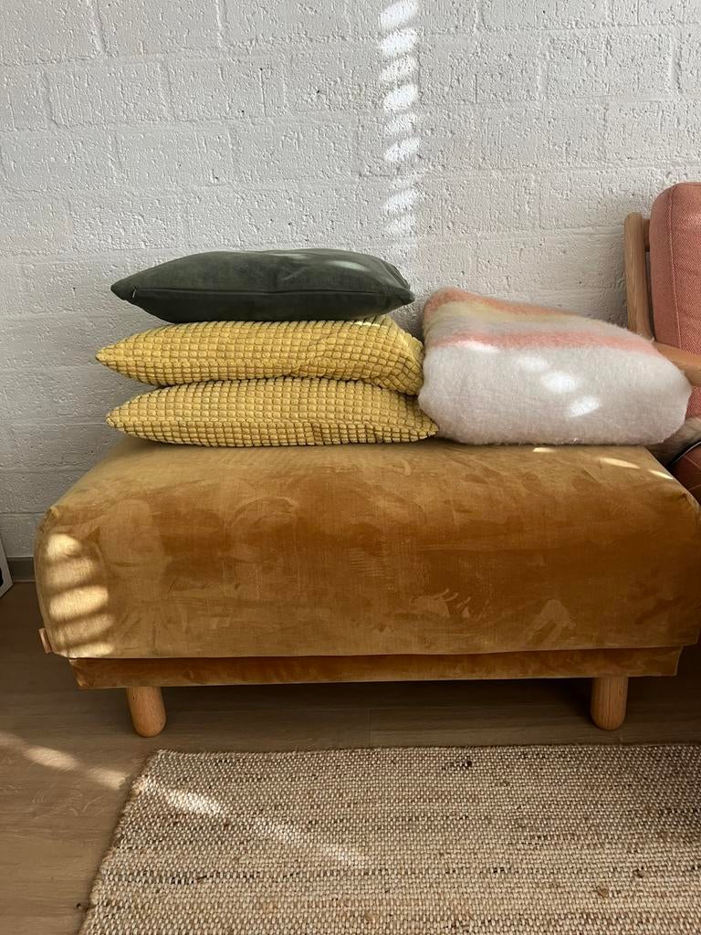 Hocker, Huis en Inrichting, Ophalen, Zo goed als nieuw, Rechthoekig, Stof