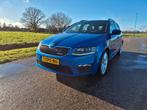 Skoda Octavia 2.0 TSI RS - Automaat, Org. NL, Leer, Stoelver, Auto's, Skoda, 730 kg, 4 cilinders, 1984 cc, Blauw
