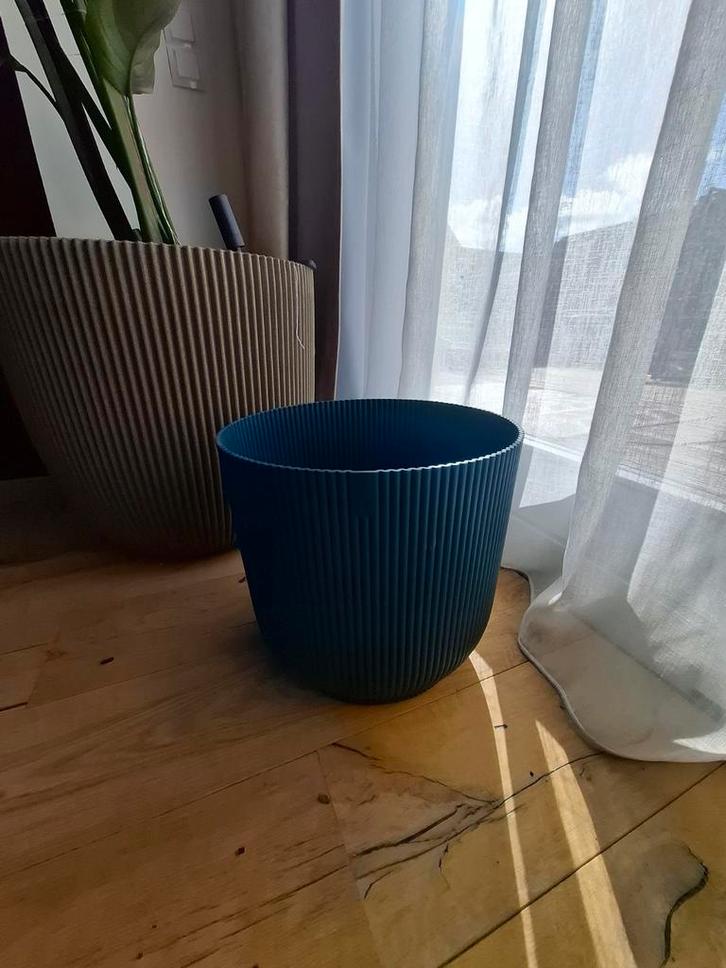 Elho pot met wieltjes - Donkerblauw, Tuin en Terras, Bloembakken en Plantenbakken, Ophalen of Verzenden