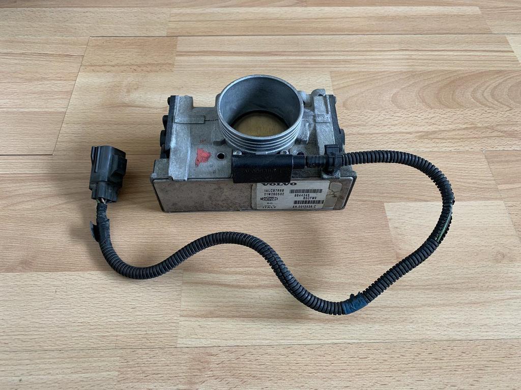gasklephuis volvo 2.4 20V 8644345 S80 S60 V70, Gebruikt, -, -, Ophalen of Verzenden