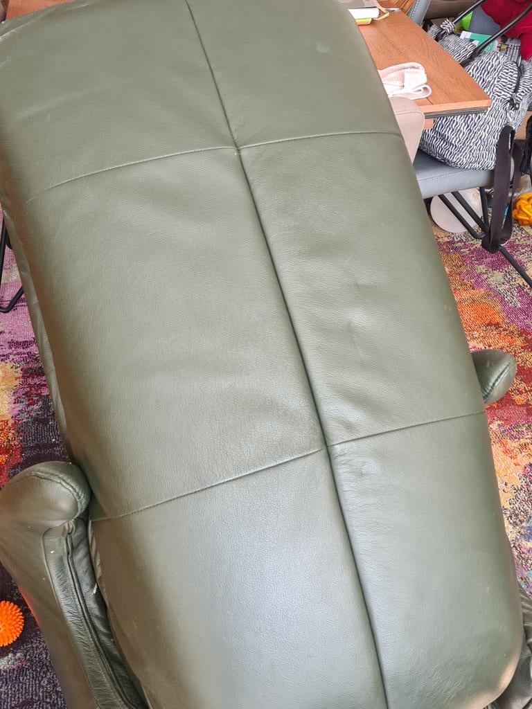 Groene leren relaxfauteuil met defecte voetensteun, Ophalen, Gebruikt, Overige kleuren, Eén