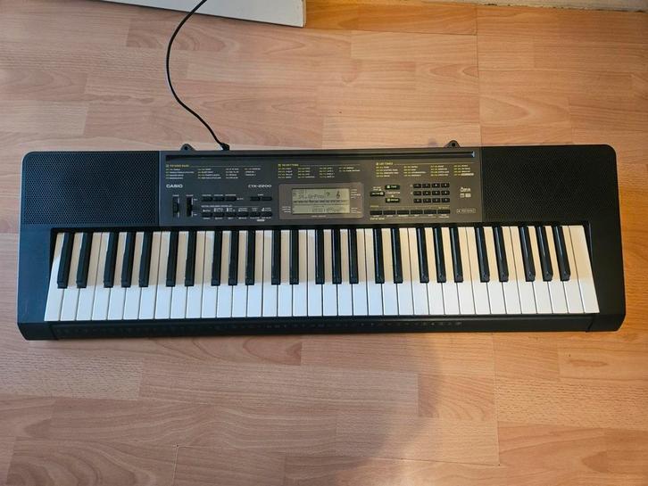 Casio CTK-2200 Keyboard, Muziek en Instrumenten, Keyboards, Zo goed als nieuw, 61 toetsen, Casio, Aanslaggevoelig, Ophalen