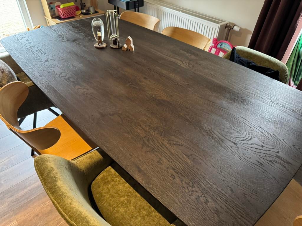 Donkere eikenhouten eettafel, Ophalen, 100 tot 150 cm, Eikenhout, 200 cm of meer