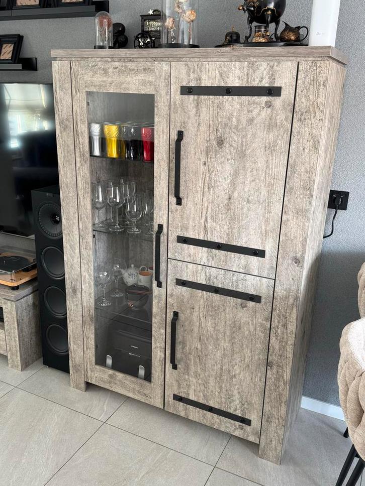 Vitrinekast met deuren en planken, Huis en Inrichting, Kasten | Vitrinekasten, Gebruikt, 150 tot 200 cm, 50 tot 100 cm, 25 tot 50 cm