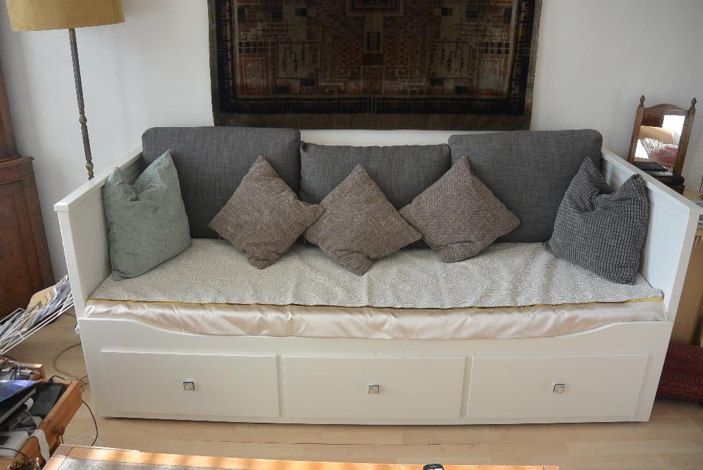 Ikea Hemnes sofabed bankbed uitschuifbaar incl matrassen, Ophalen, Ikea, modern, Zweeds, Scandinavisch, Gebruikt, Wit