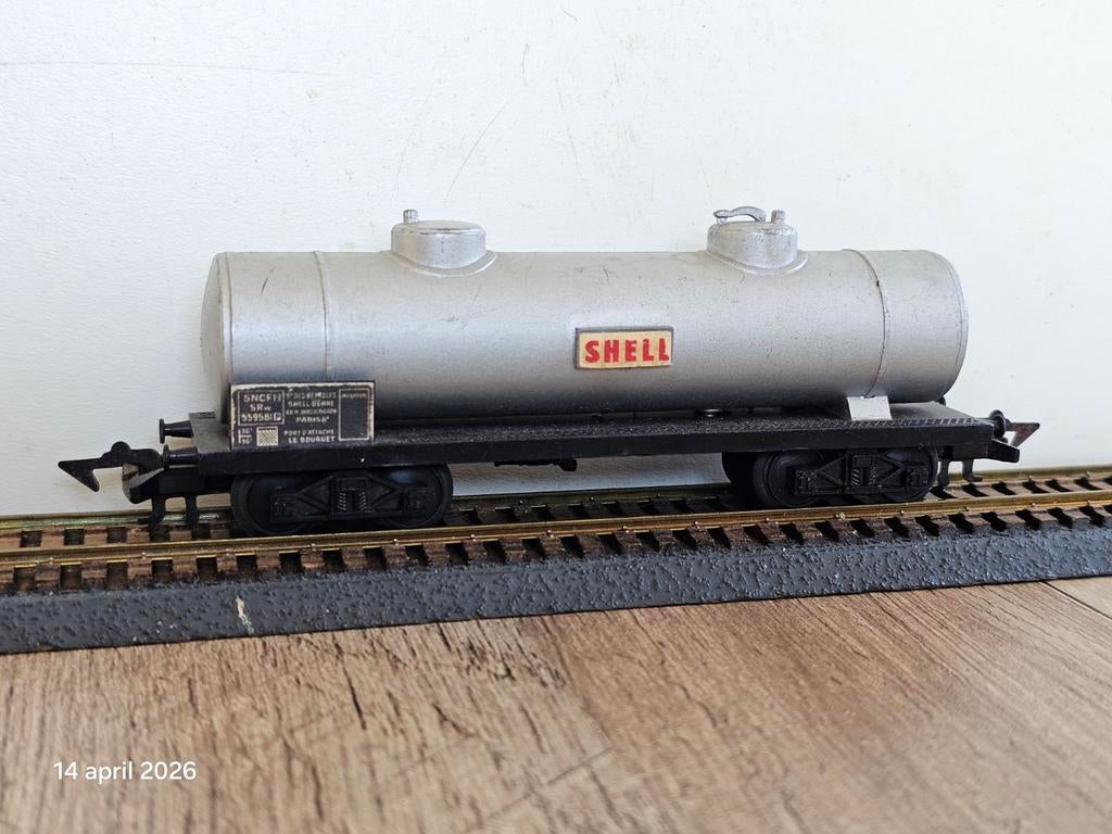 Modeltrein Ho jouef SHELL ketelwagen, Hobby en Vrije tijd, Modeltreinen | H0, Zo goed als nieuw, Wagon, Gelijkstroom, Jouef, Ophalen of Verzenden