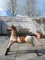 Antiek houten kinder -carousel paard., Ophalen