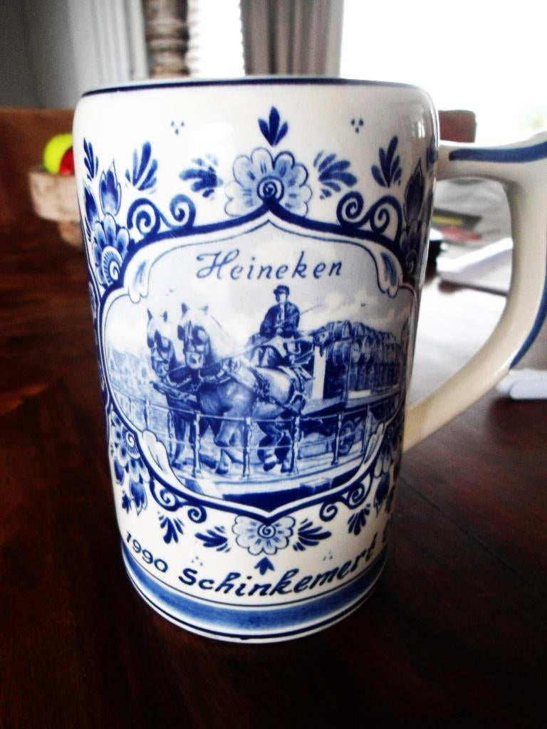 Puntgave porseleinen bierpul Heineken 1990 Schinkemert Venlo, Ophalen