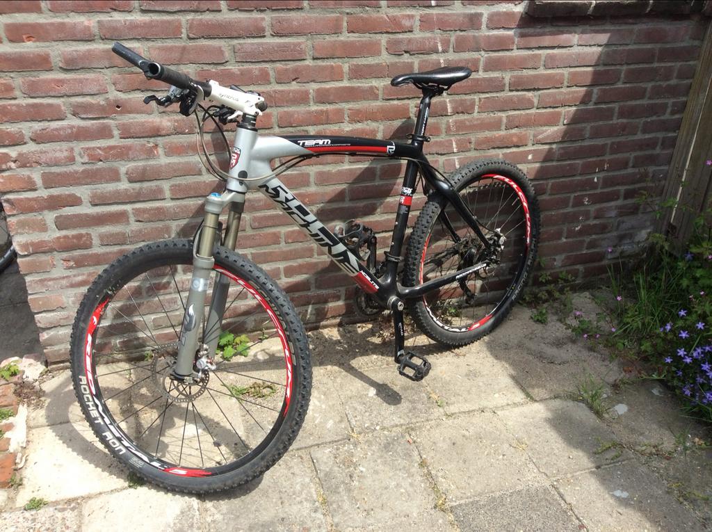 MTB Rockmachine Hardtail 26" Carbon frame + schijfremmen, Fietsen en Brommers, Gebruikt, Hardtail, Heren, Ophalen