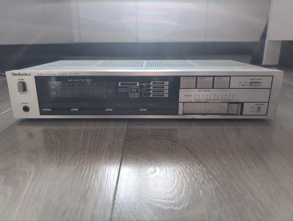 Vintage/retro Technics Stereo Integrated Amplifier SU-Z35, Audio, Tv en Foto, Versterkers en Receivers, Ophalen of Verzenden, Minder dan 60 watt