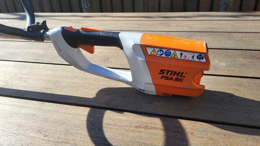 Stihl Kantenmaaier Bosmaaier FSA85 FSA 85, Tuin en Terras, Bladblazers, Ophalen, Gebruikt, Accu, Stihl