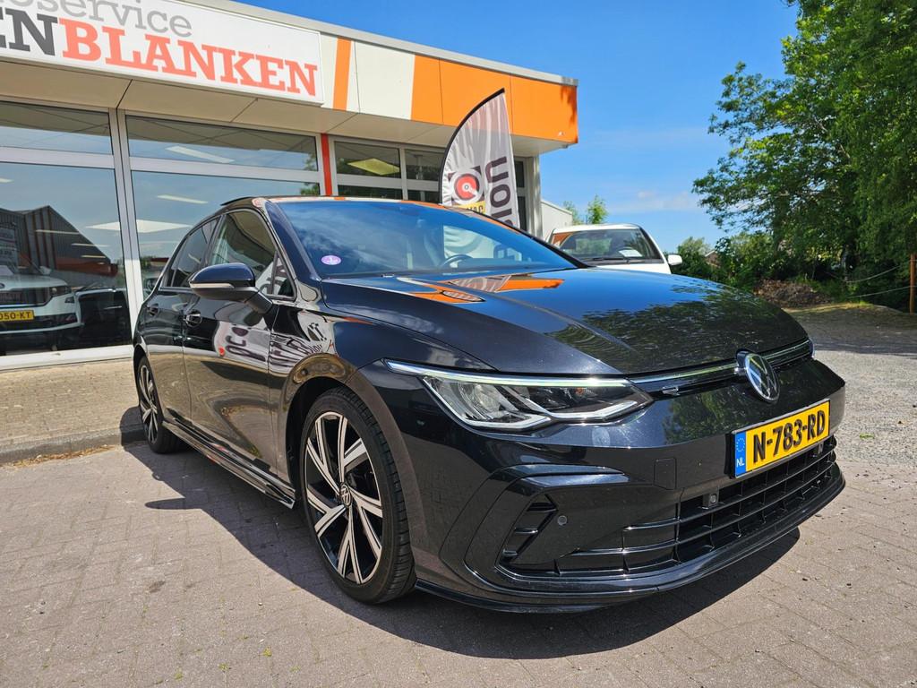 Volkswagen Golf 1.5 eTSI R-Line BJ.2021 / Panodak / Navi / F, Auto's, Euro 6, 4 cilinders, Zwart, 1252 kg