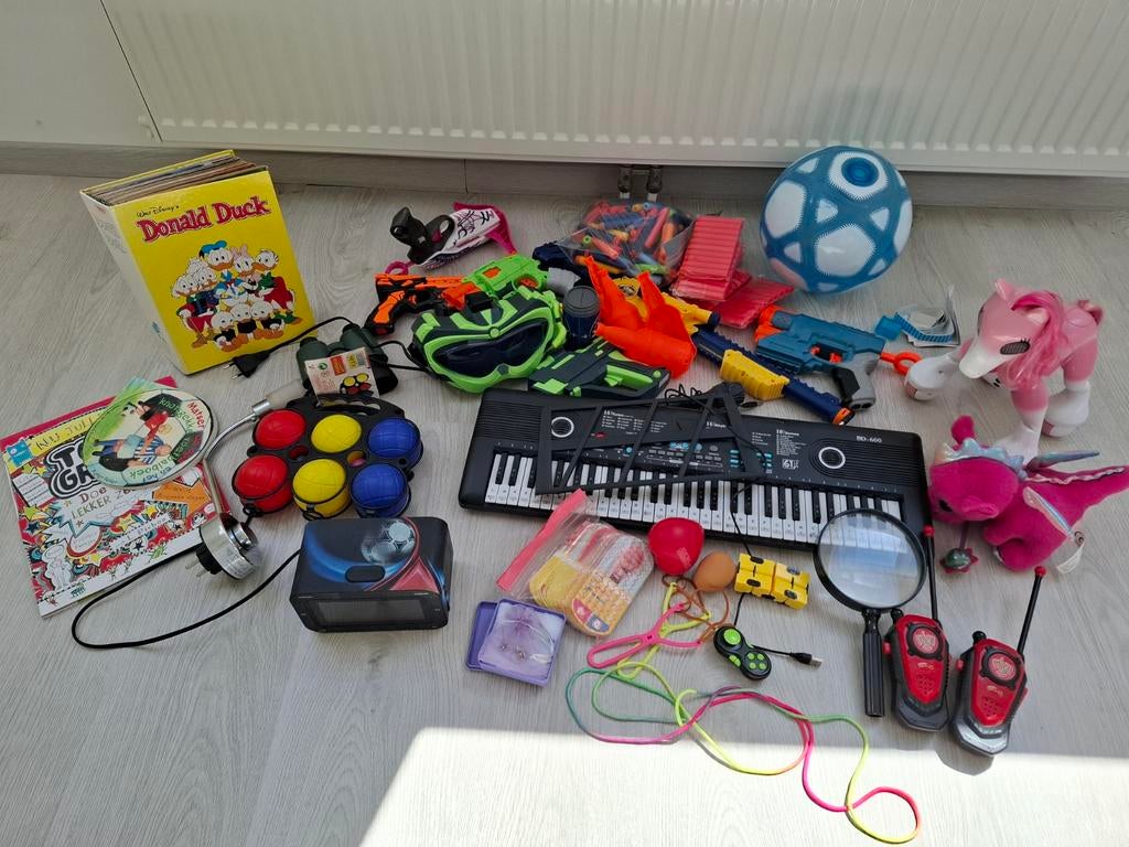 Spullen voor de rommelmarkt Koningsdag, Ophalen of Verzenden, Jongen of Meisje