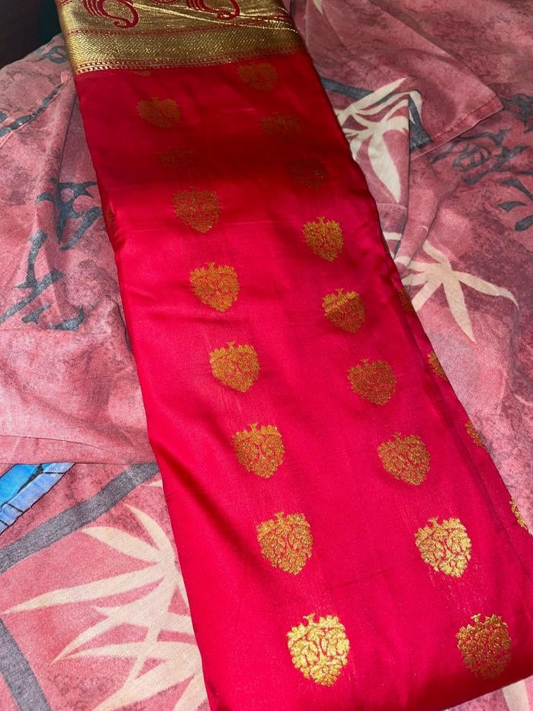 Indiase sari rood met gouden details, Ophalen of Verzenden