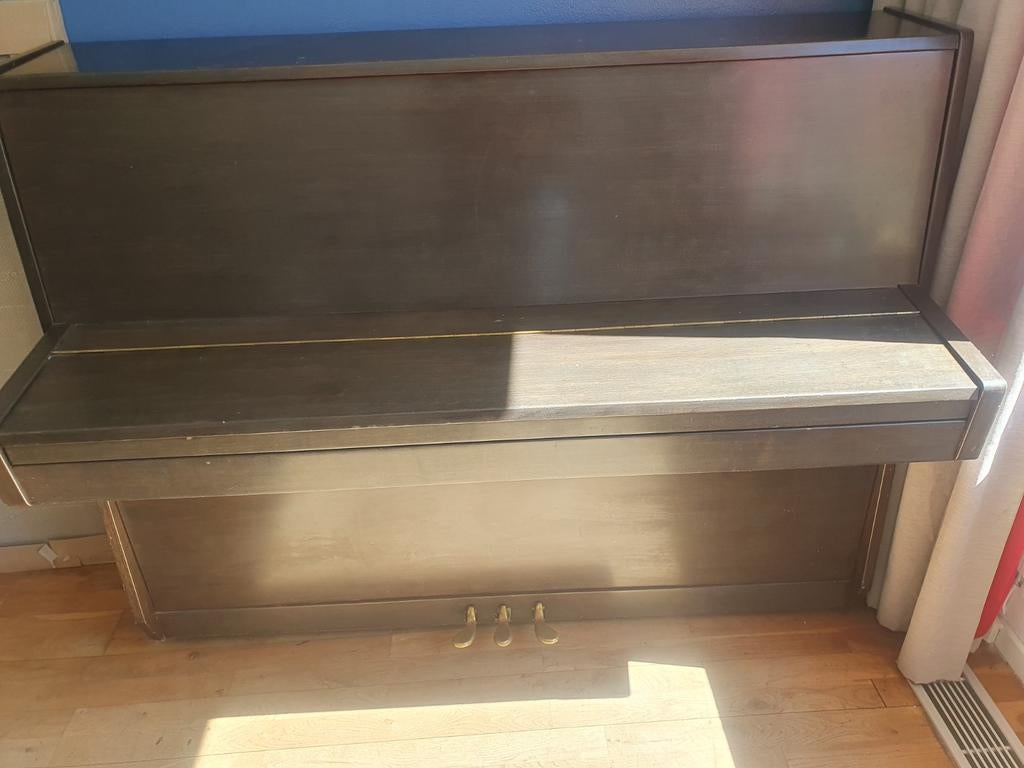 Piano met pianokruk - Merk Waldheim, Ophalen