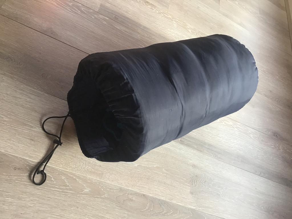 Slaapzak 84 x 203 cm, kleur blauw/ donkerblauw, Ophalen, Zo goed als nieuw
