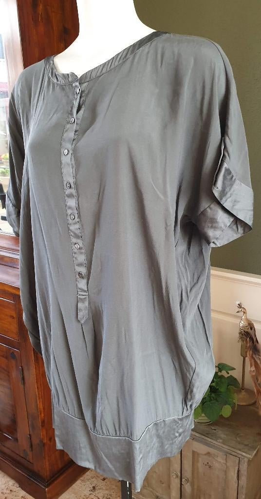 Vanilia mooie zijden top S 36 topje shirt, Kleding | Dames, Tops, Verzenden, Vanilia, Zo goed als nieuw, Korte mouw