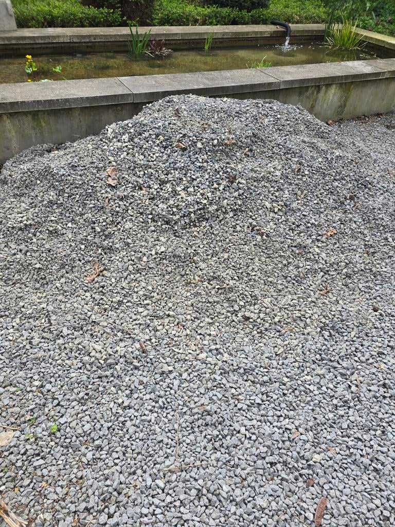 Gratis schoon grind (ongeveer 1 kuub) uit vijver, Ophalen of Verzenden, Gebruikt, Grijs, Grind