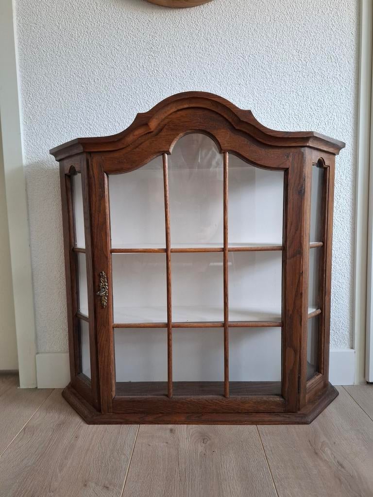 Vintage kastje 68x66 cm in originele staat, Ophalen, Met deur(en), 50 tot 100 cm, Minder dan 100 cm