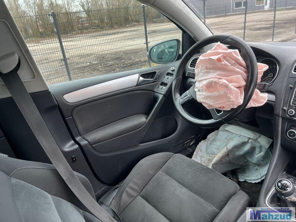GOLF 6 Interieur losse delen schakelaar stuur radio rooster, Gebruikt, Volkswagen, Volkswagen AG, Berliner Ring 2
38440  Wolfsburg, DE