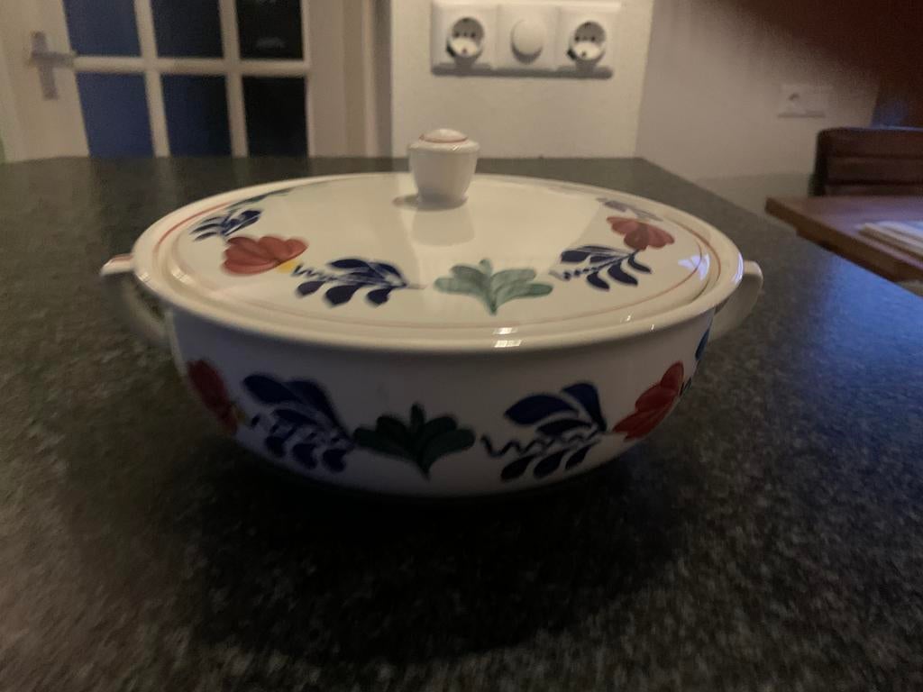 Mooie boerenbont dekschaal met deksel, Ophalen of Verzenden, Aardewerk, Boerenbont, Schaal of Schalen