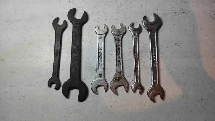 Oldtimer oude steeksleutels gereedschap toolset, Auto-onderdelen, Klein materiaal, Fiat, Ford, Mercedes-Benz, Oldtimer onderdelen