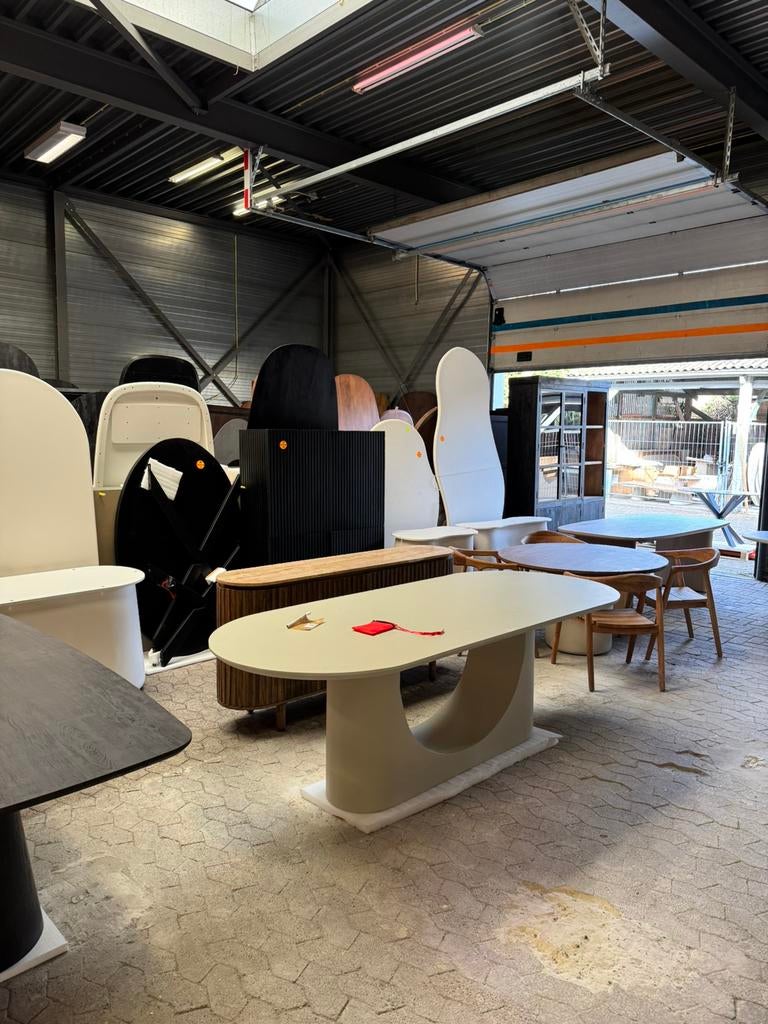 Deja Living eettafel betonlook beige ovaal 180x100x76 B keus, Ophalen, Overige materialen, Nieuw, Scandinavisch