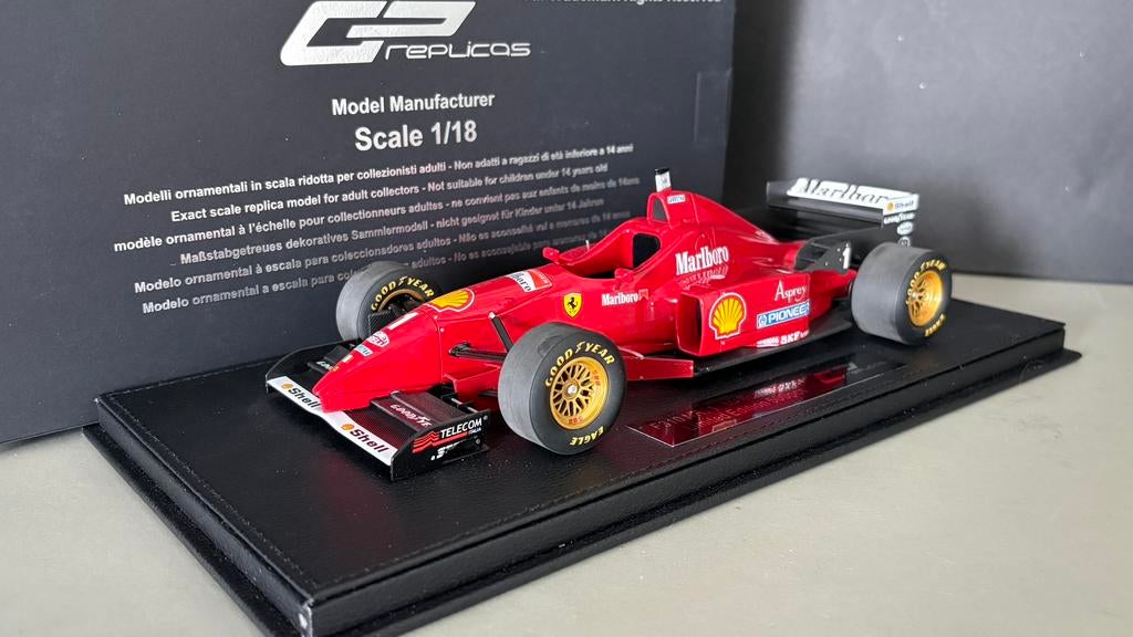 Ferrari F310 Schumacher “Marlboro” GP Replicas GP42A, Hobby en Vrije tijd, Modelauto's | 1:18, Ophalen of Verzenden, Zo goed als nieuw