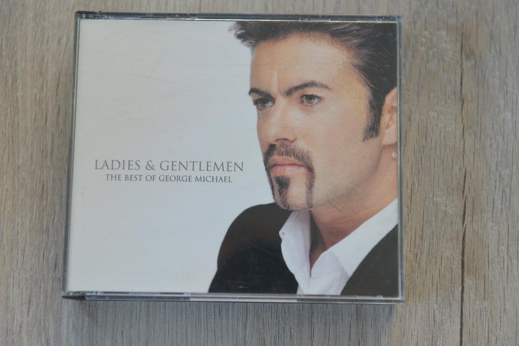 GEORGE MICHAEL == THE BEST OF = 2CDbox LADIES & GENTLEMEN, Cd's en Dvd's, Verzenden, Zo goed als nieuw