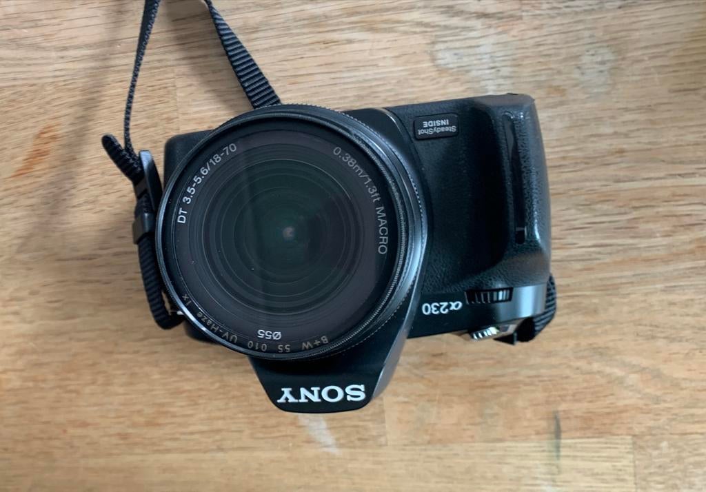Sony Alpha a230 spiegelreflexcamera met lenzen, Gebruikt, Spiegelreflex, Ophalen of Verzenden, Sony