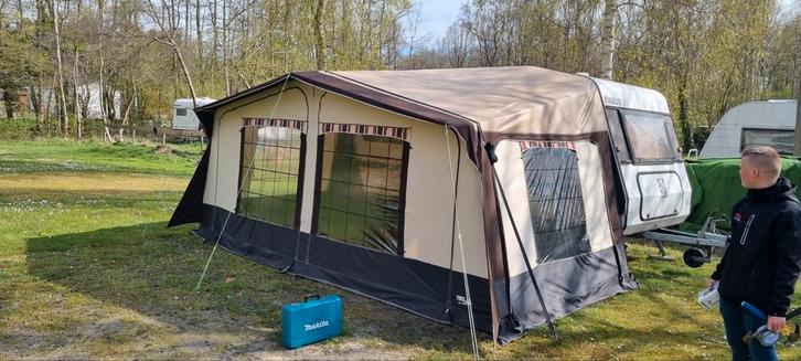 Knaus Sudwind 440, Caravans en Kamperen, Caravans, Particulier, tot en met 4, Ophalen