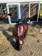 Vespa Sprint 50cc Custom Chameleon - Unieke Blikvanger!, Fietsen en Brommers, Ophalen, Zo goed als nieuw, Maximaal 45 km/u, Overige modellen