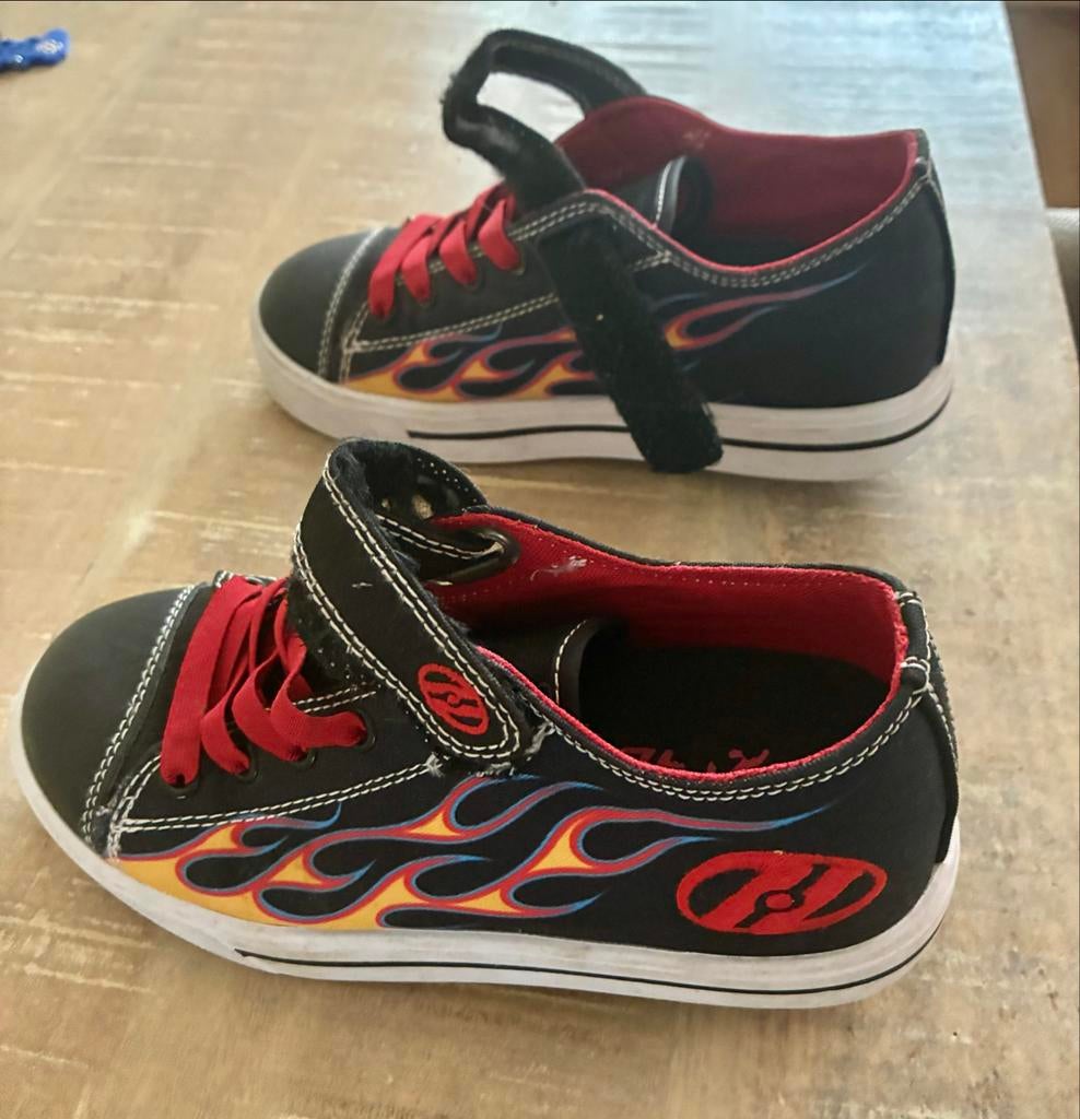 Heelys maat 32 z.g.a.n., Kinderen en Baby's, Speelgoed | Buiten | Rolschaatsen, Ophalen of Verzenden, Zo goed als nieuw