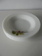 JAJ pyrex diepe borden met groentemotief - vintage, Ophalen, Overige materialen, Gebruikt, Bord(en)