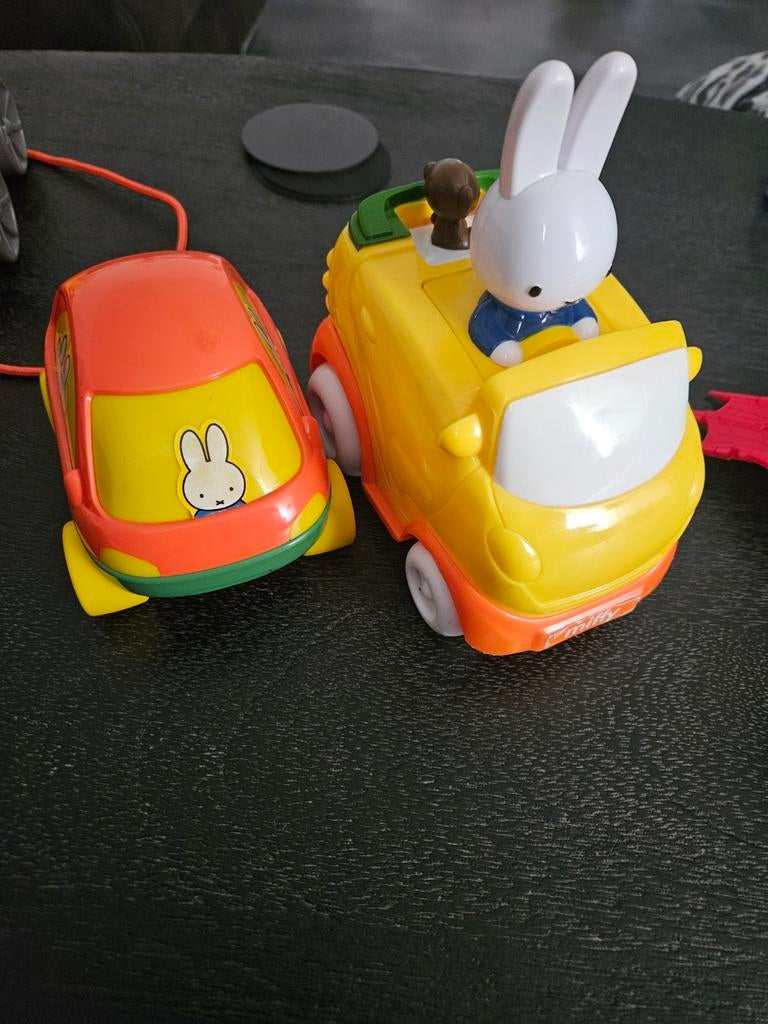 Nijntje drukauto en normale auto, Ophalen, 6 maanden tot 2 jaar