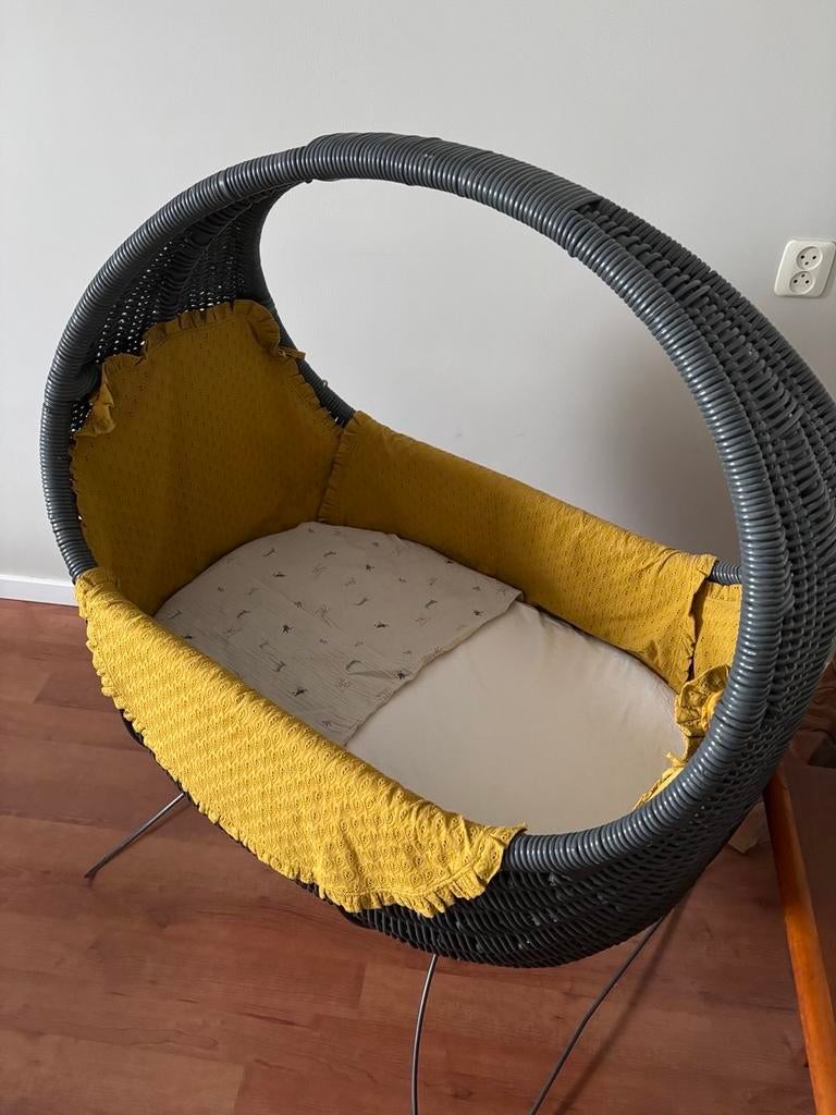 Celine wieg met optionele oker bekleding, Kinderen en Baby's, Babywiegjes en Ledikanten, Ophalen, Zo goed als nieuw, Wieg