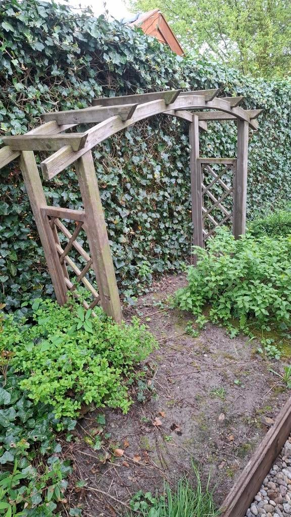 Stuk pergola., Ophalen