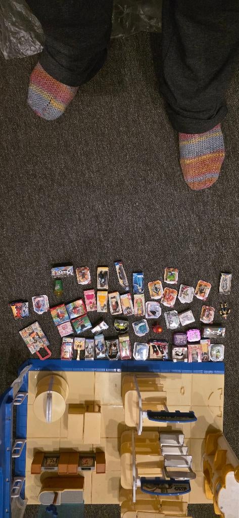 Disney minibrands store, Verzamelen, Disney, Ophalen, Overige figuren, Gebruikt, Overige typen