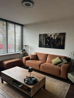 3-persoons bank + hocker | Cognac kleur | Zeer comfortabel, Huis en Inrichting, Ophalen, Driepersoons, 75 tot 100 cm, Zo goed als nieuw