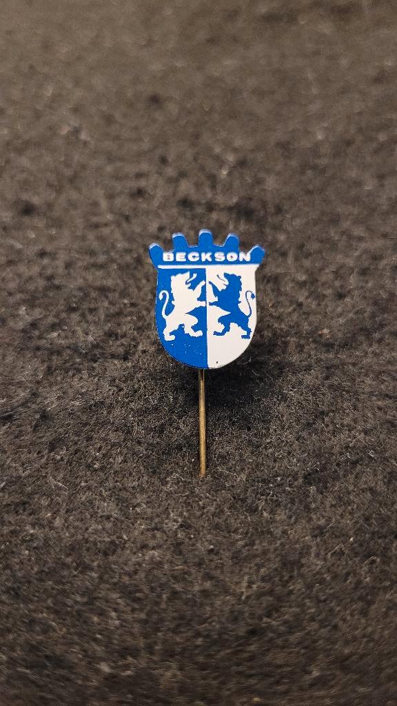 Beckson Brummen speldje, Verzamelen, Speldjes, Pins en Buttons, Zo goed als nieuw, Speldje of Pin, Merk, Verzenden