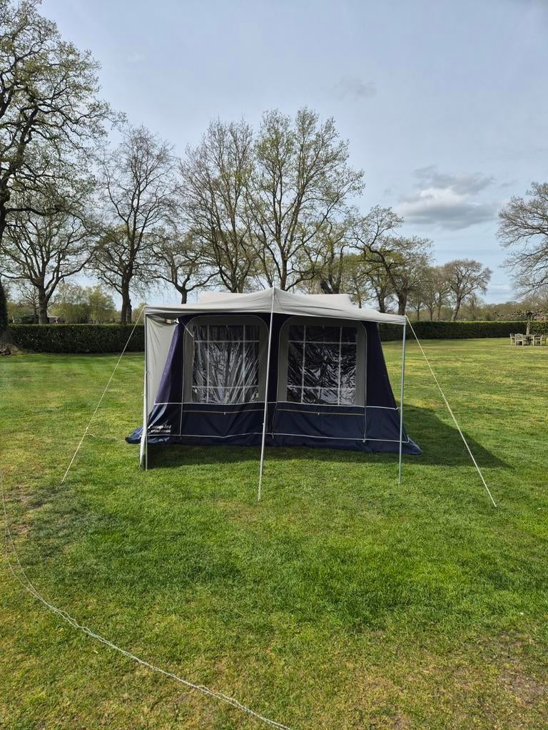 Nette gebruikte Camp-Let Concorde vouwwagen met fietsdrager, Ophalen