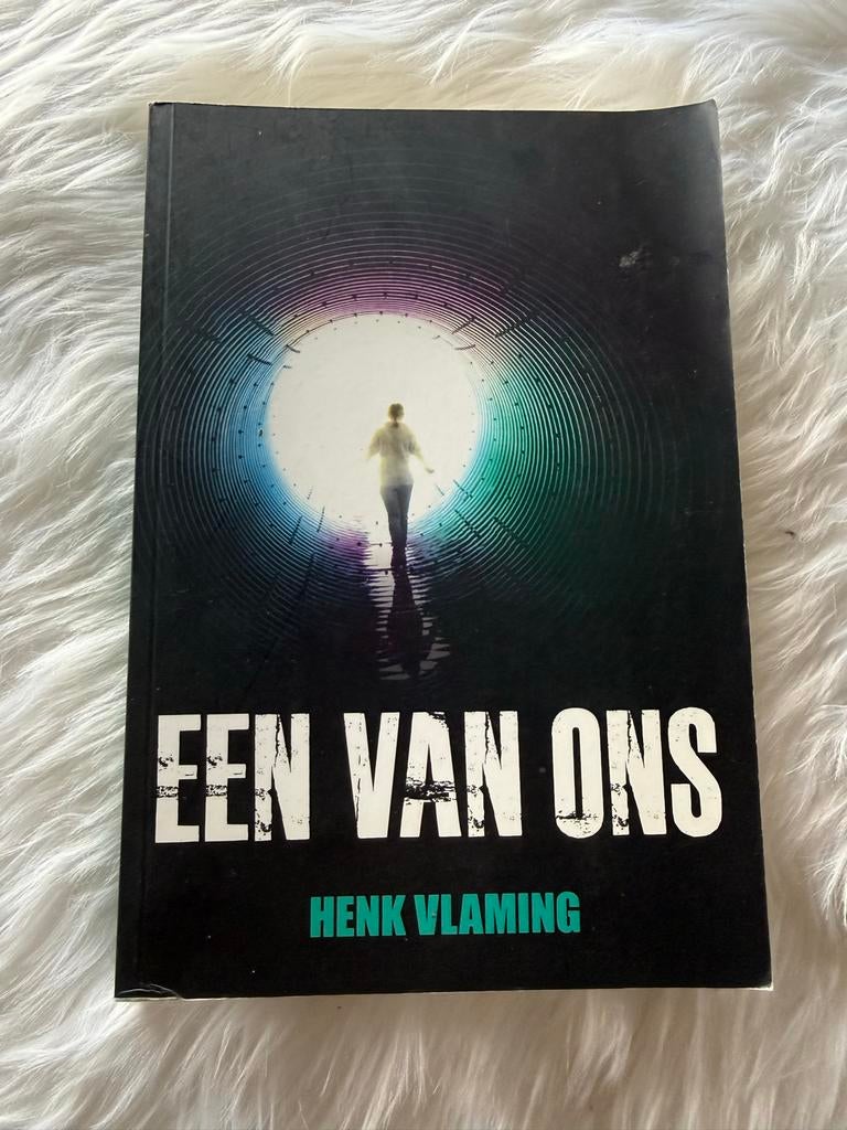 Een van ons - Henk Vlaming, Ophalen of Verzenden, Gelezen, Nederland