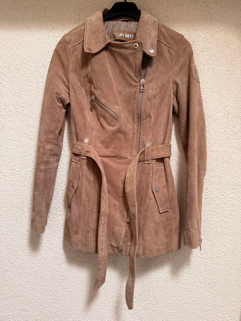 Suède jasje van Freaky Nation, Ophalen of Verzenden, Nieuw, Maat 36 (S), Beige