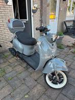 Berini scooter met topkoffer - Ideaal voor stadsritten, Fietsen en Brommers, Scooters | Overige merken, Ophalen, Gebruikt, Benzine