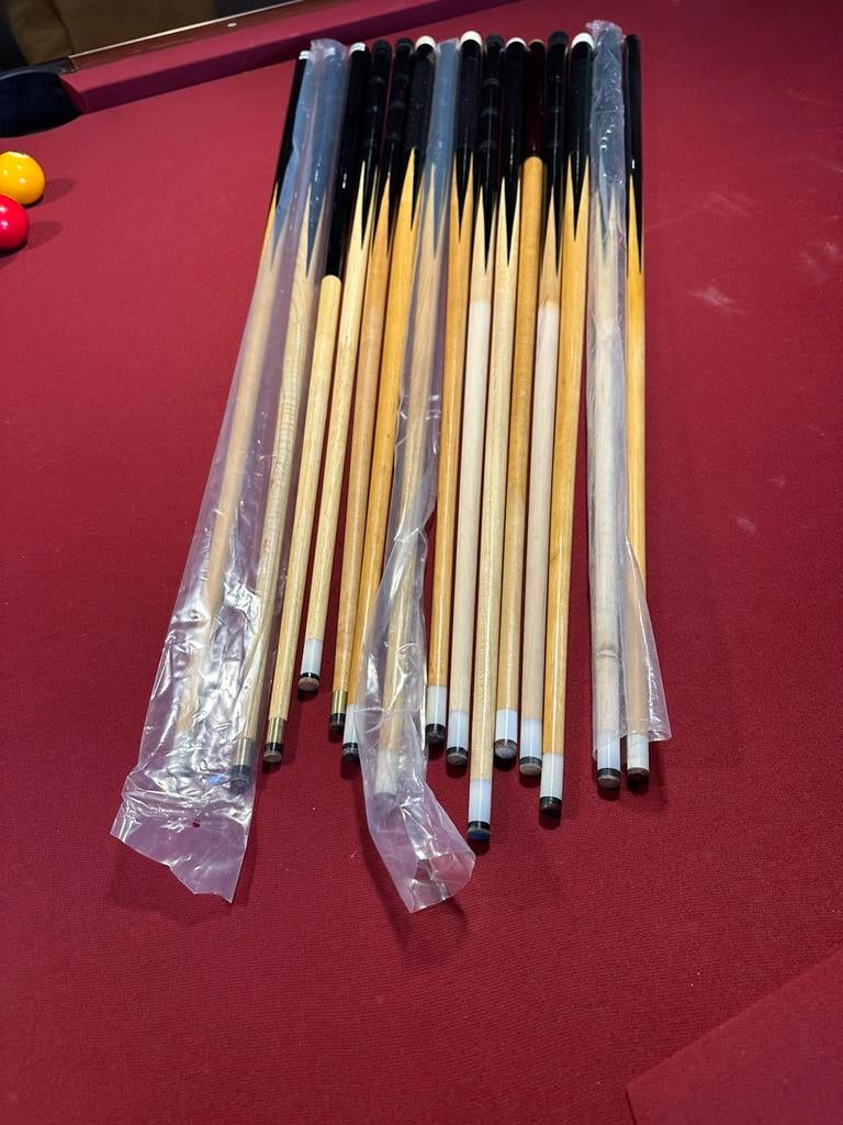 Biljart/pool keu 1-delig 1.05 / 1.10 mtr, Ophalen, Dijklaan 133 Breda, Keu of Ballen, Stoffelen